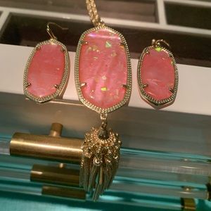 EUC Coral Illusion Set